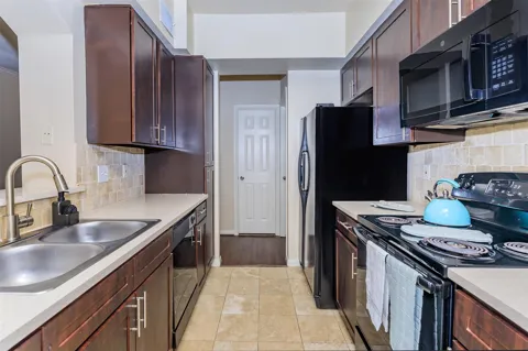 5510 S Rice Avenue #428