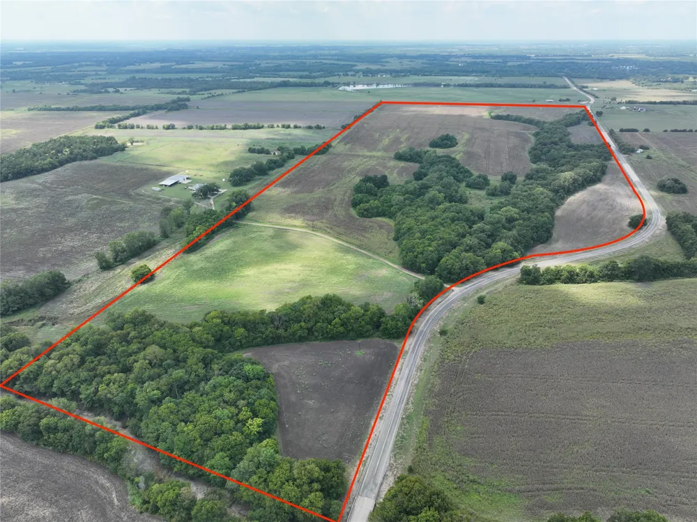 14589 Farm Road 137 Roxton, TX 75477