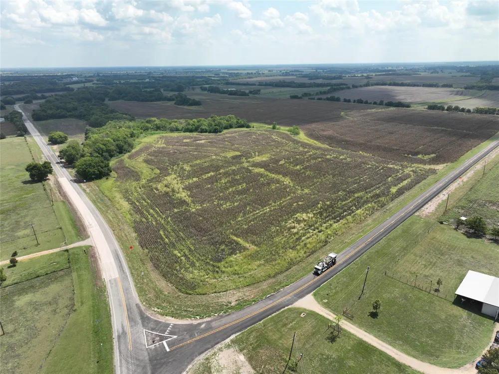 14589 Farm Road 137 Roxton, TX 75477
