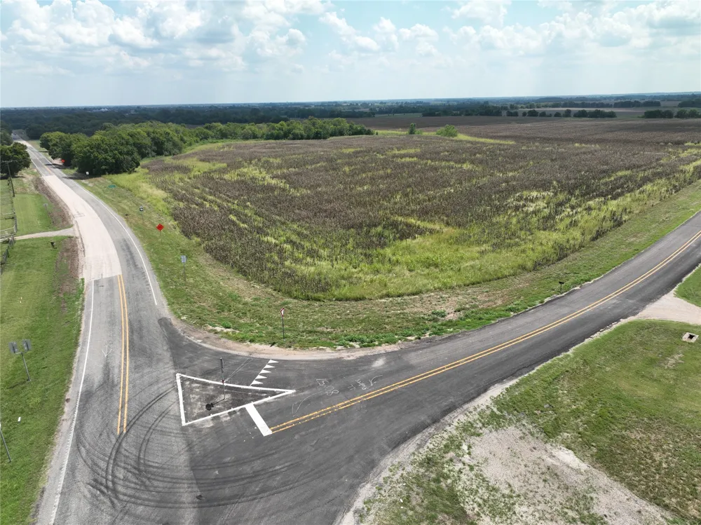 14589 Farm Road 137 Roxton, TX 75477