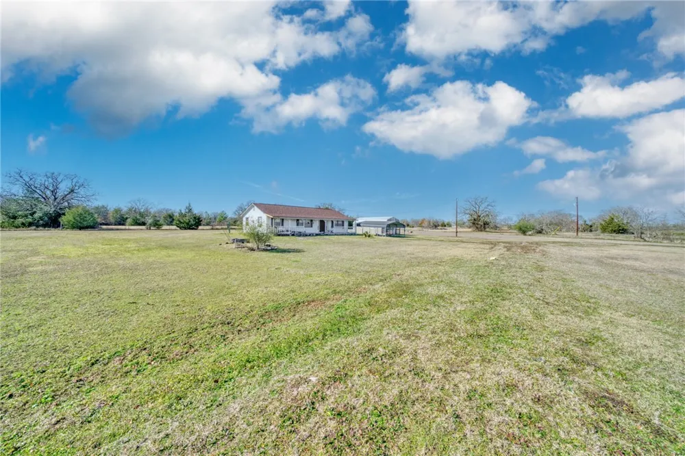 21234 Harrison Drive Bedias, TX 77831