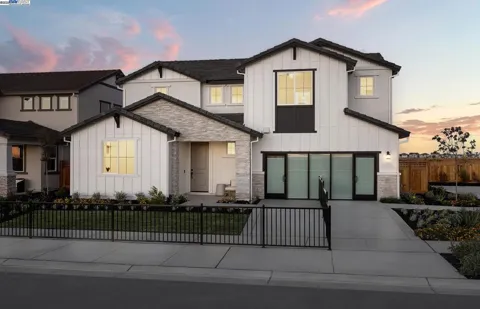 17184 Coral Tree Lane