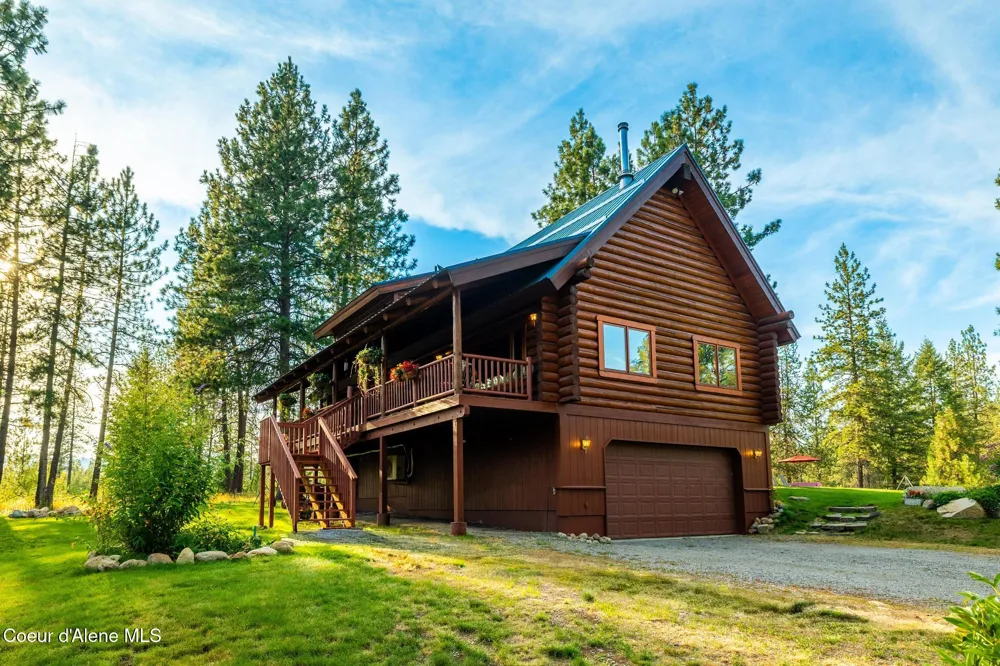 2609 W SEASONS ROAD Athol, ID 83801