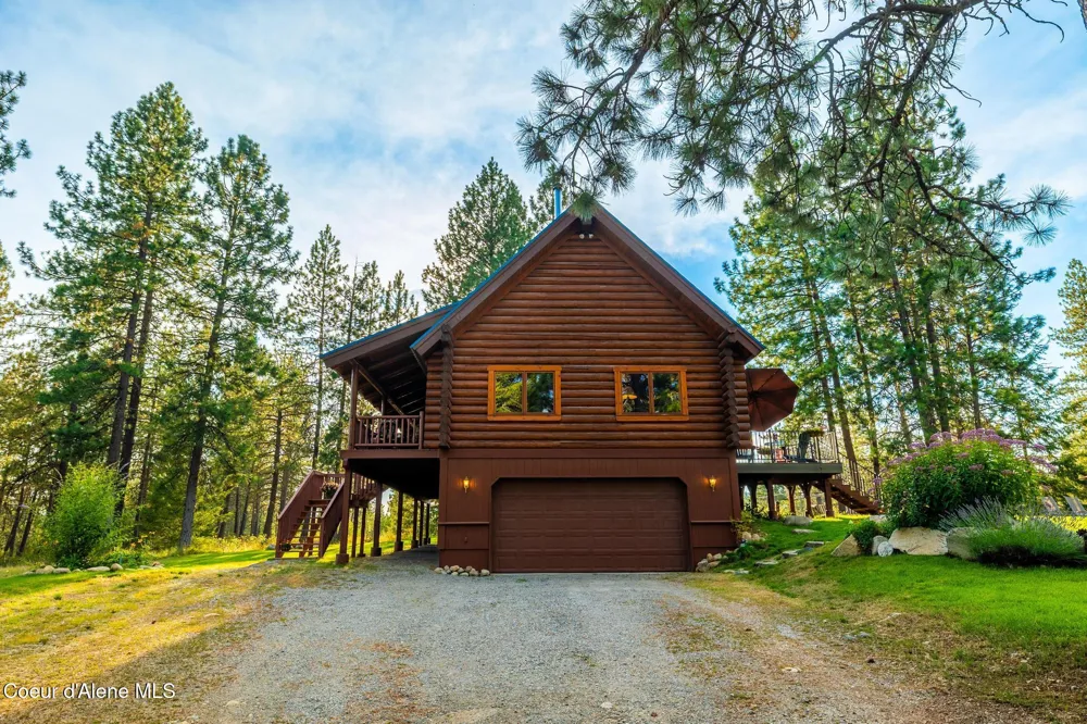 2609 W SEASONS ROAD Athol, ID 83801