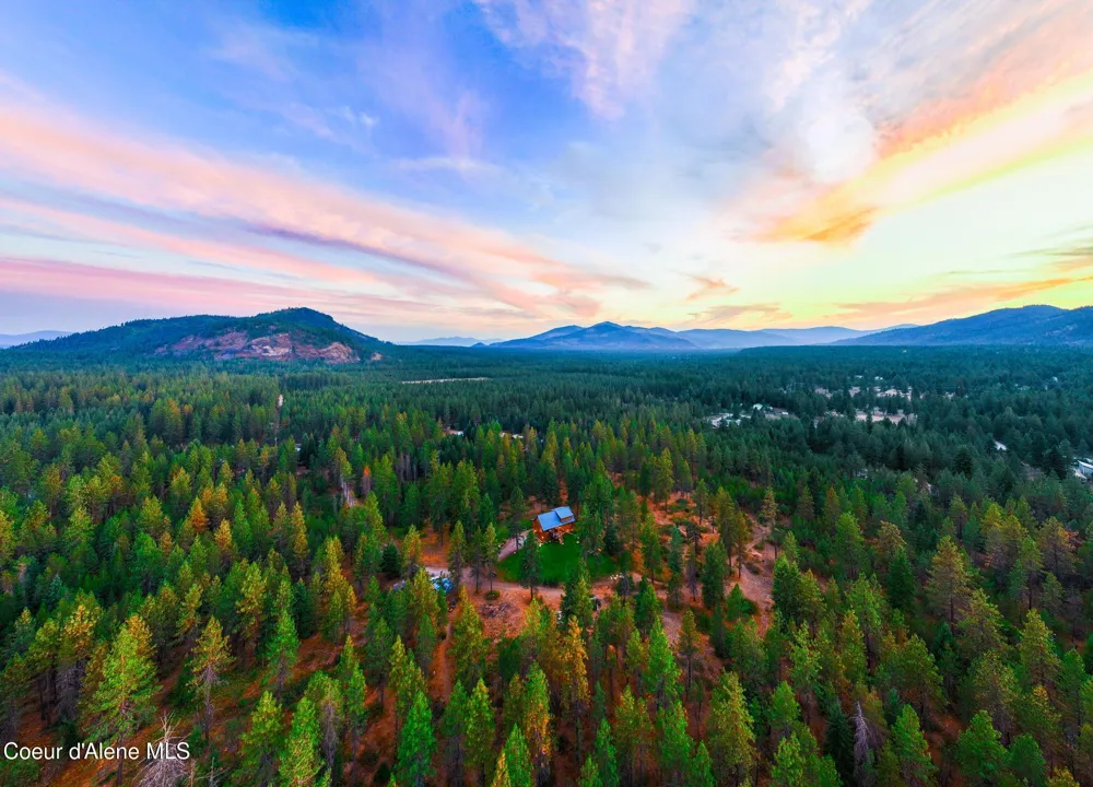 2609 W SEASONS ROAD Athol, ID 83801