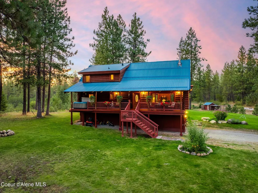 2609 W SEASONS ROAD Athol, ID 83801
