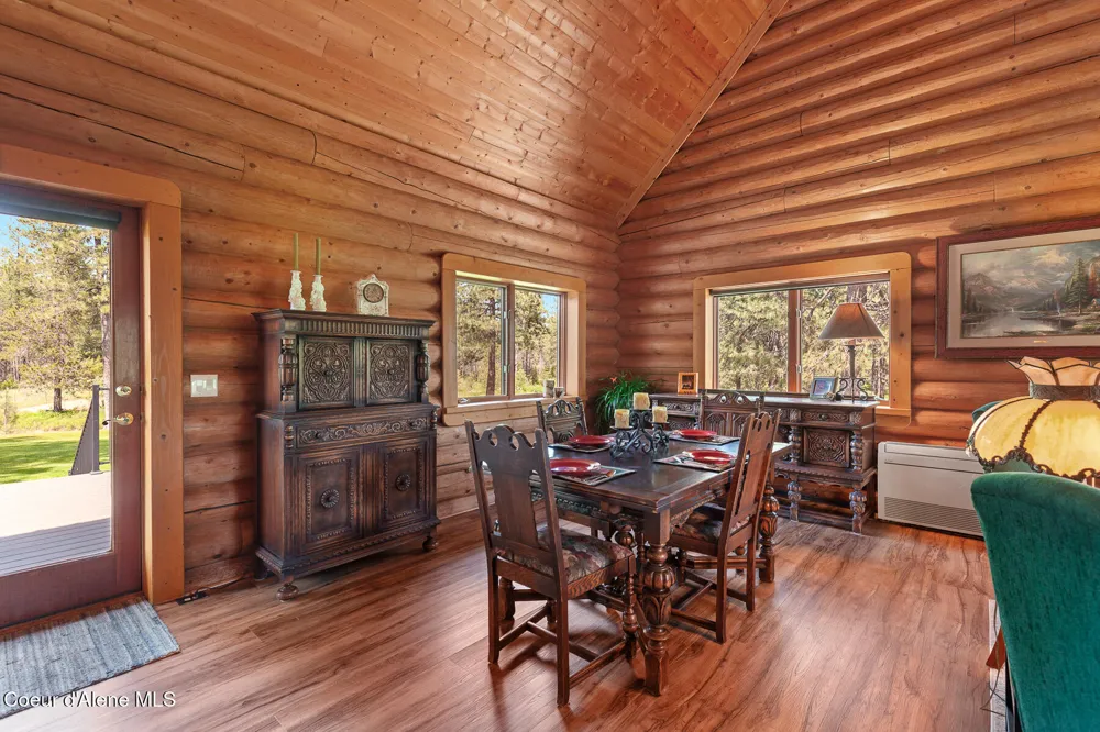2609 W SEASONS ROAD Athol, ID 83801