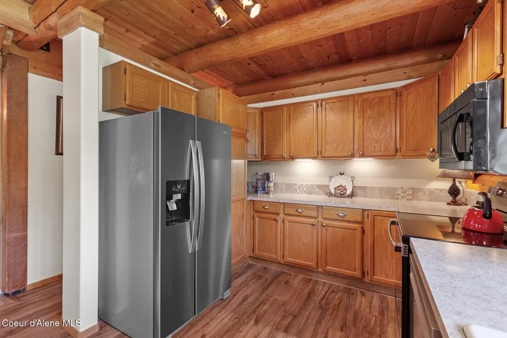 2609 W SEASONS ROAD Athol, ID 83801