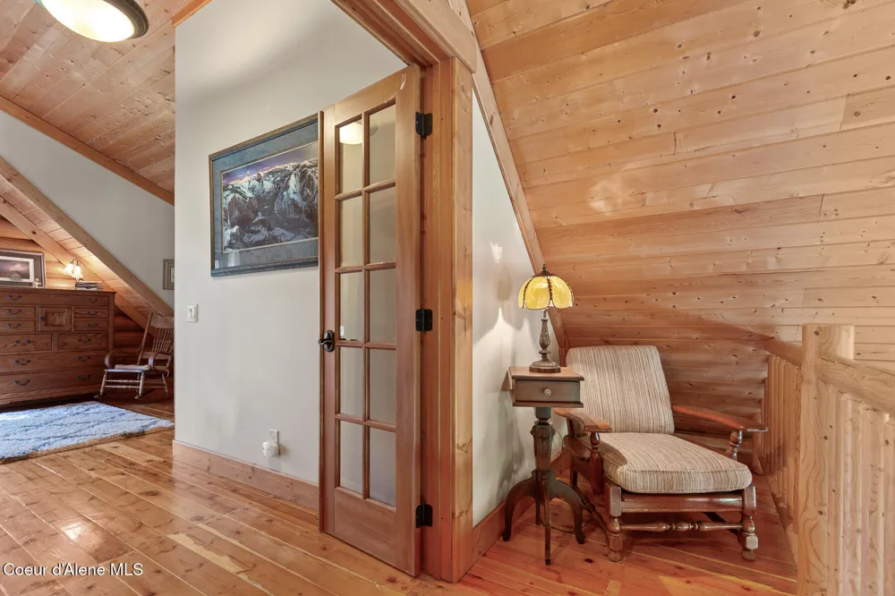 2609 W SEASONS ROAD Athol, ID 83801