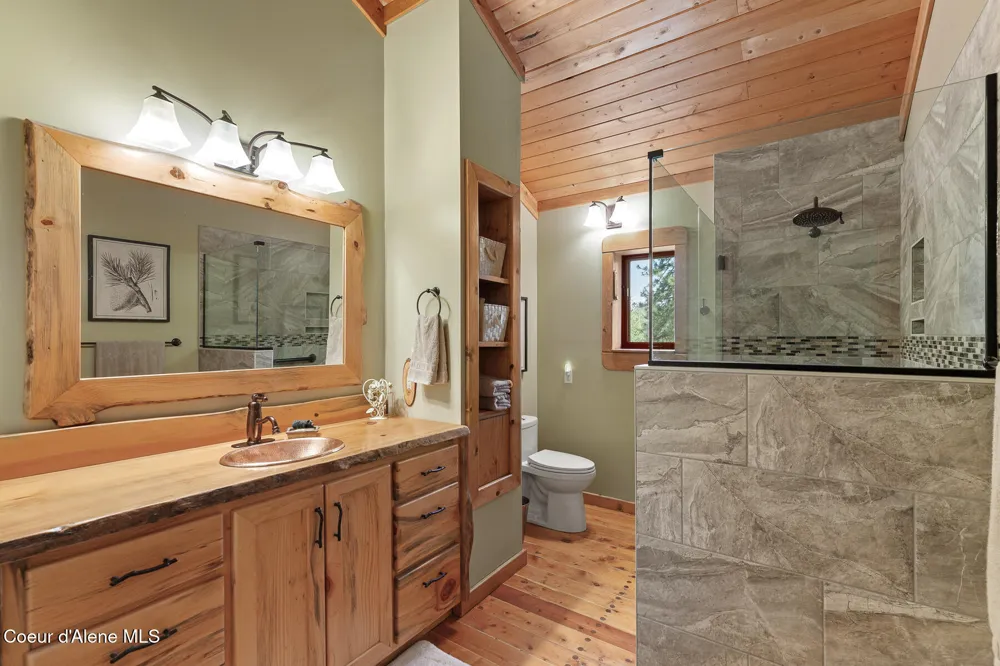2609 W SEASONS ROAD Athol, ID 83801