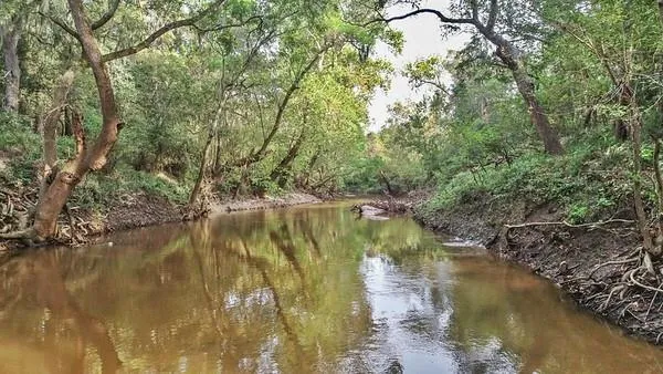 2698 County Road 284 Edna, TX 77957