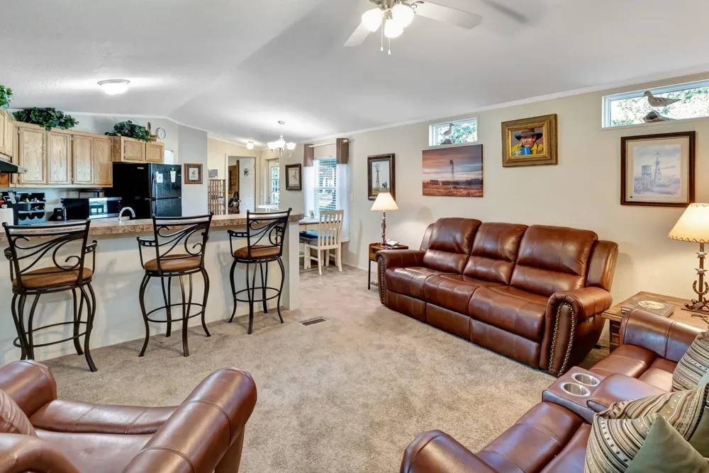 2698 County Road 284 Edna, TX 77957