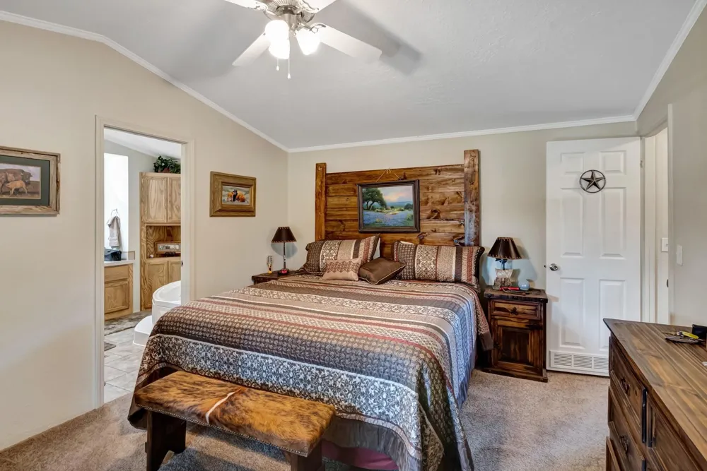 2698 County Road 284 Edna, TX 77957