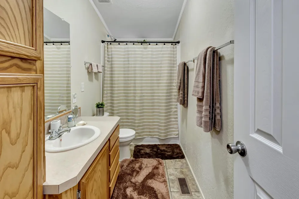 2698 County Road 284 Edna, TX 77957