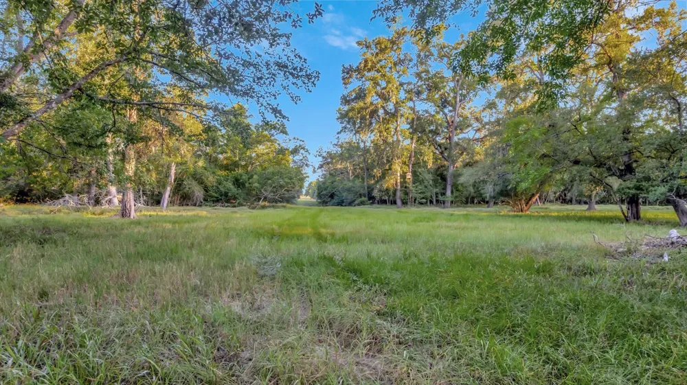 2698 County Road 284 Edna, TX 77957
