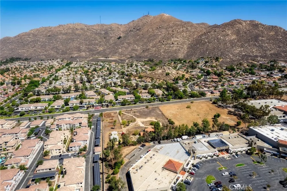 21665 Box Springs Road Moreno Valley, CA 92557
