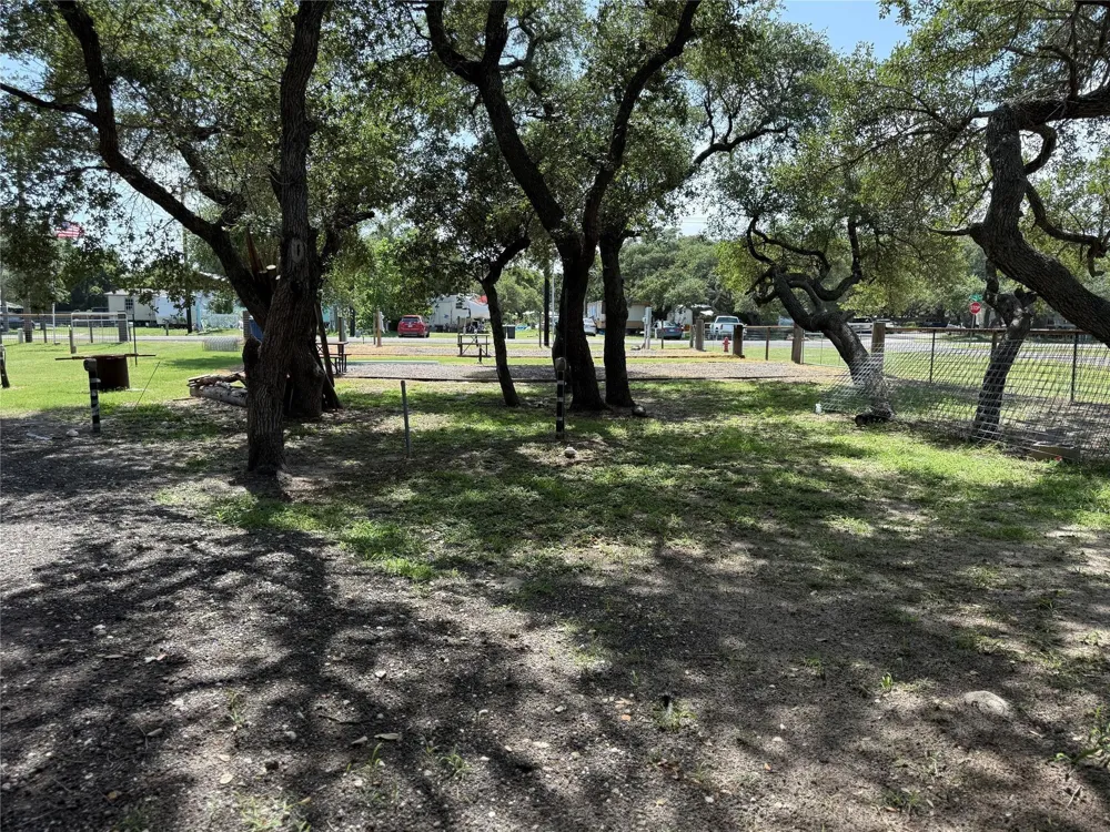 624 Hood Street Rockport, TX 78382