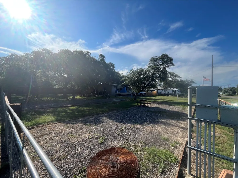 624 Hood Street Rockport, TX 78382
