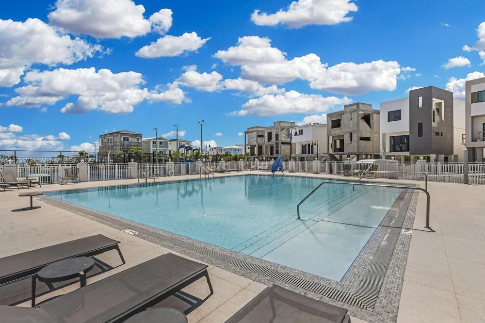 94825 Overseas Hwy #281 Key Largo, FL 33037