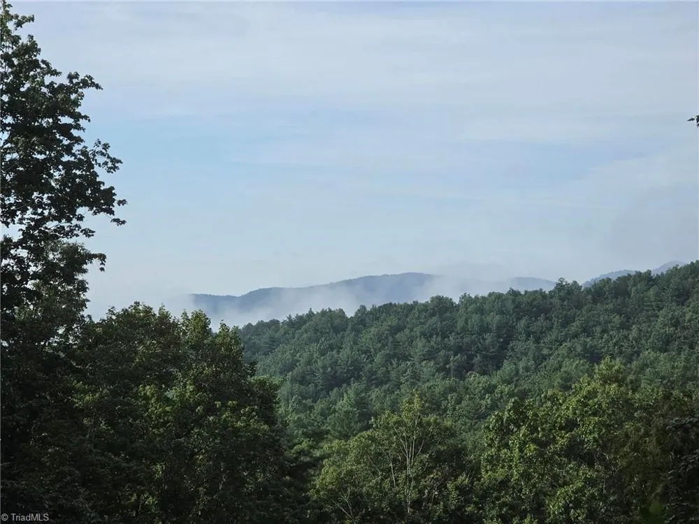 582 Deer Crossing Lane Lenoir, NC 28645