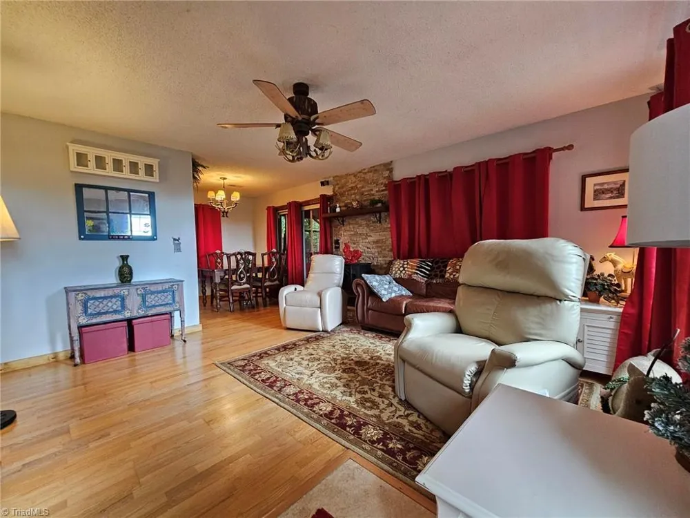 582 Deer Crossing Lane Lenoir, NC 28645