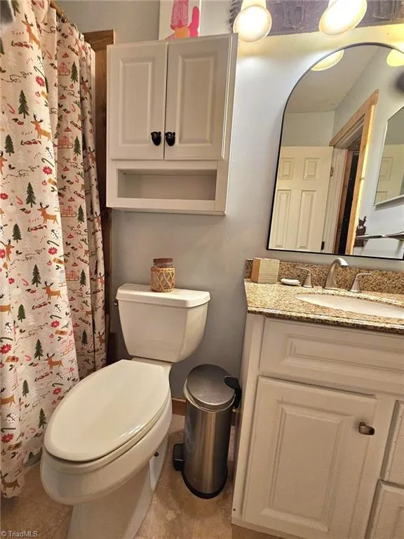 582 Deer Crossing Lane Lenoir, NC 28645