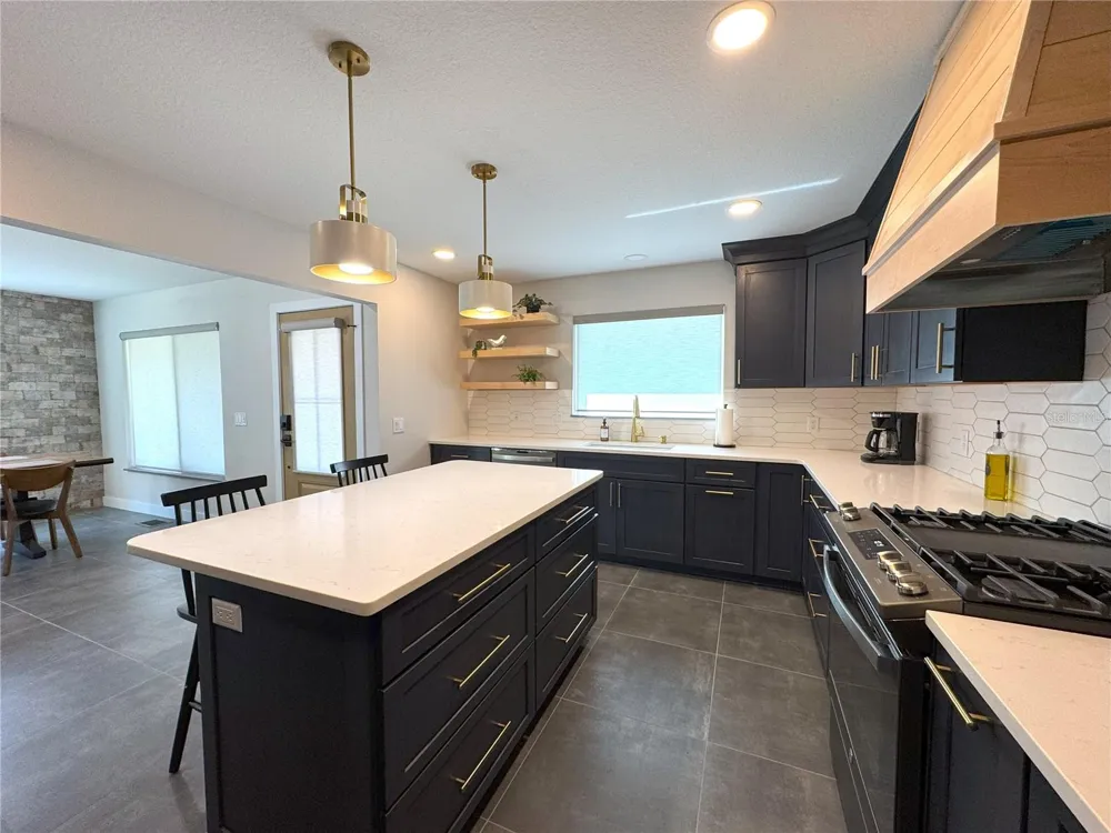 419 APOPKA AVENUE Inverness, FL 34450