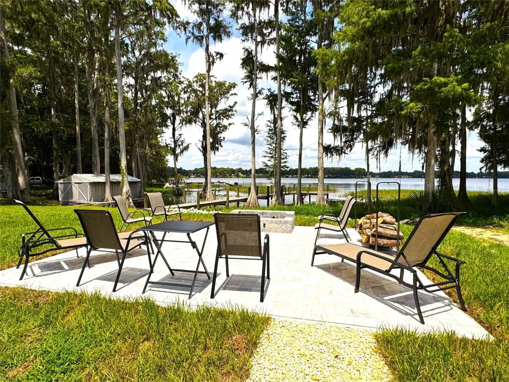 419 APOPKA AVENUE Inverness, FL 34450
