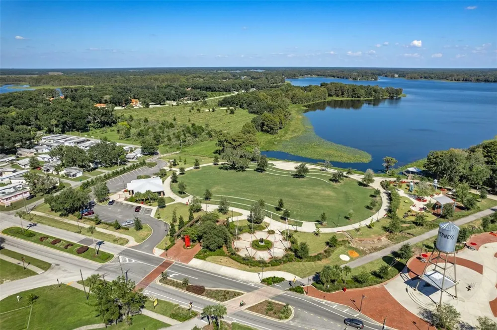 419 APOPKA AVENUE Inverness, FL 34450