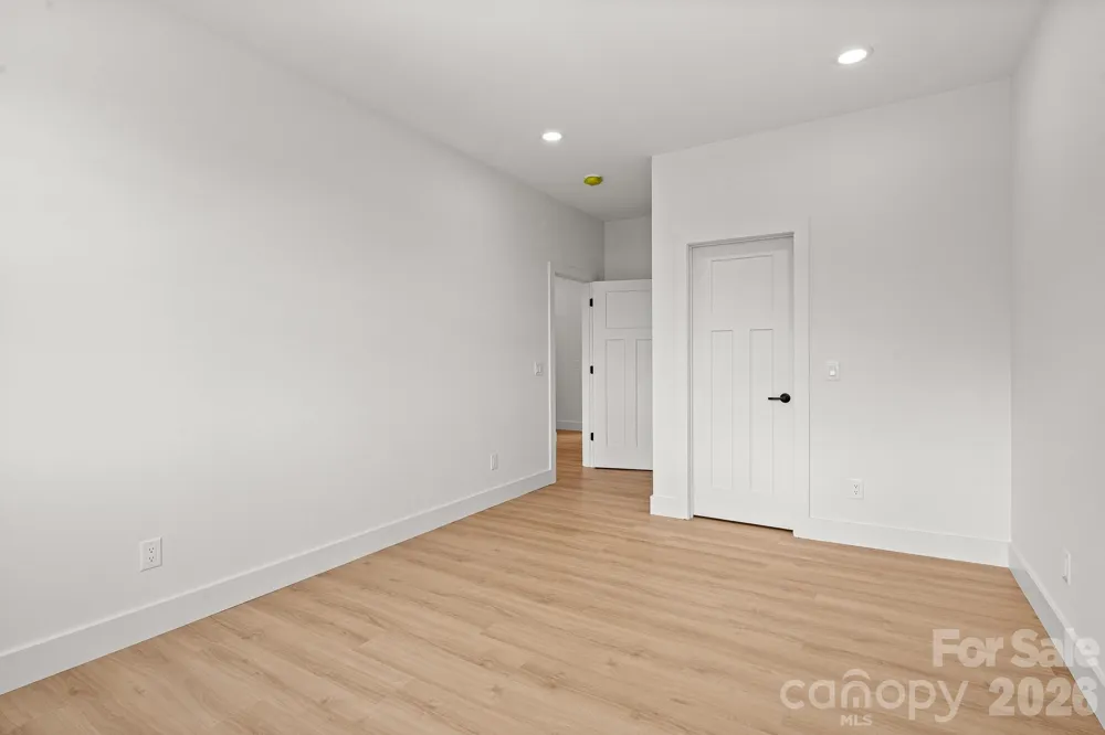 760 New Hope Road Flat Rock, NC 28731