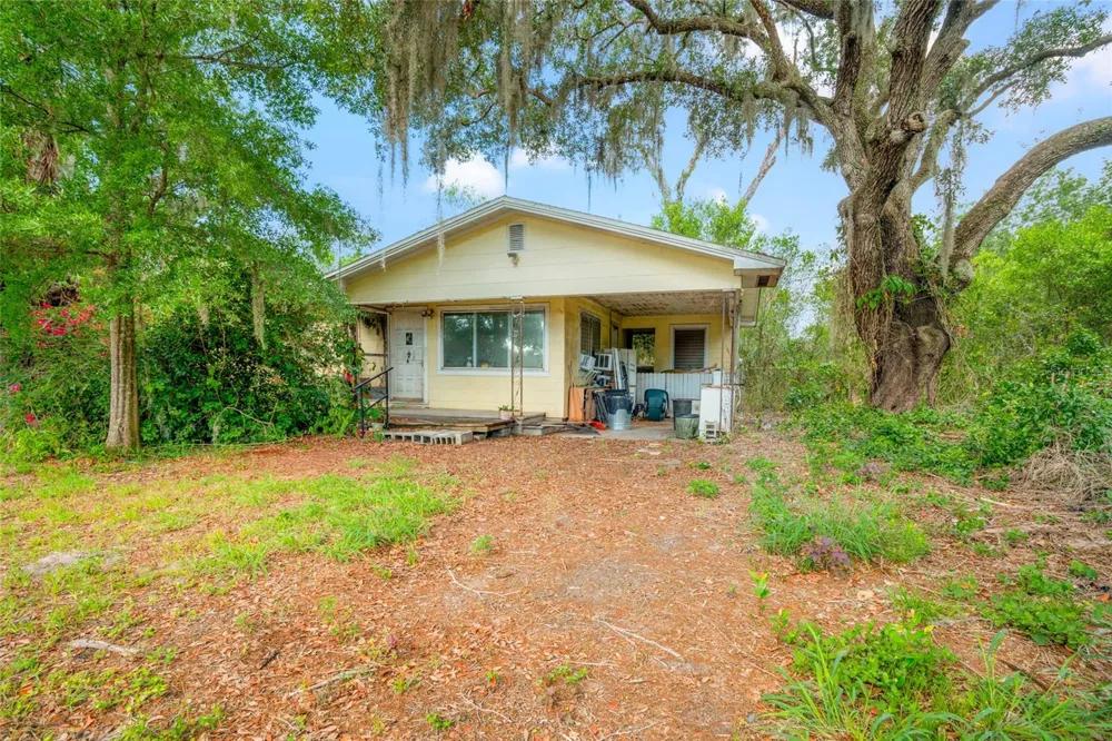 3611 W REYNOLDS STREET #1/2 Plant City, FL 33563