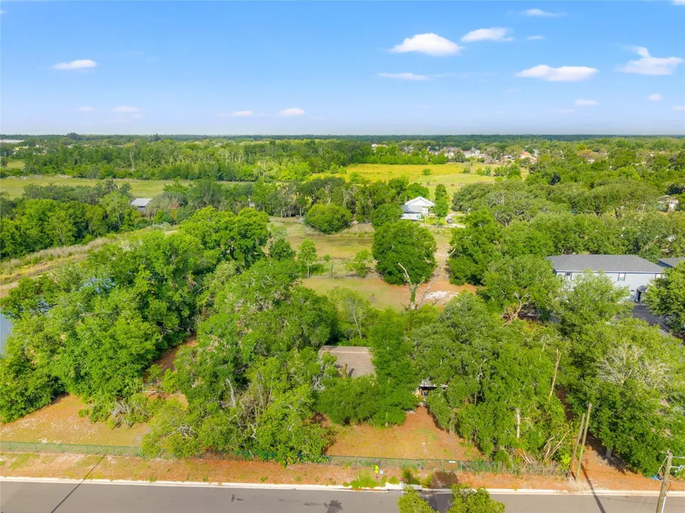 3611 W REYNOLDS STREET #1/2 Plant City, FL 33563