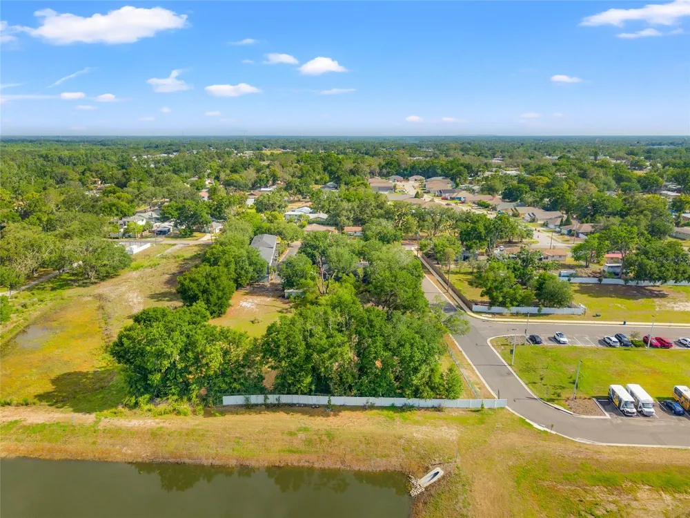 3611 W REYNOLDS STREET #1/2 Plant City, FL 33563