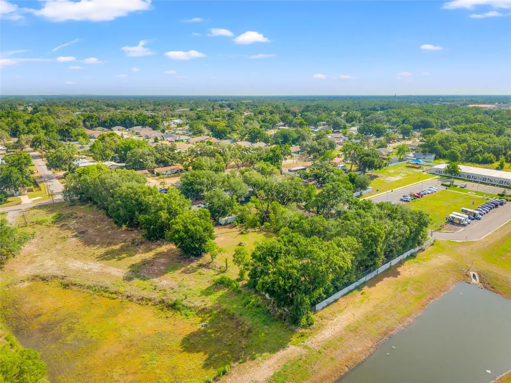 3611 W REYNOLDS STREET #1/2 Plant City, FL 33563