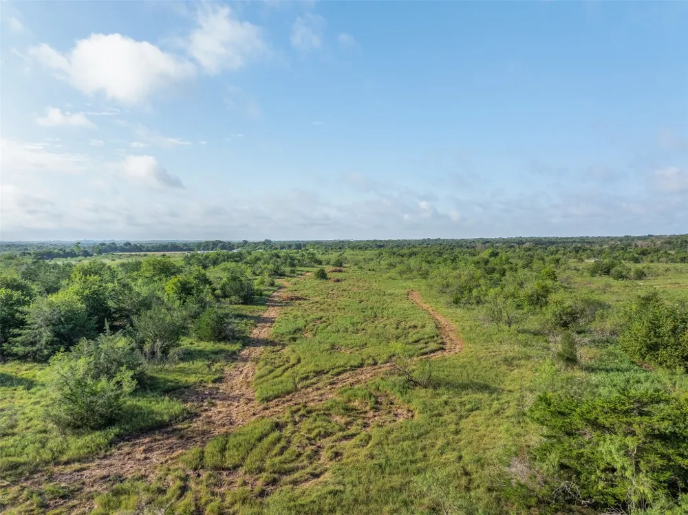 2 LCR 392 Groesbeck, TX 76642
