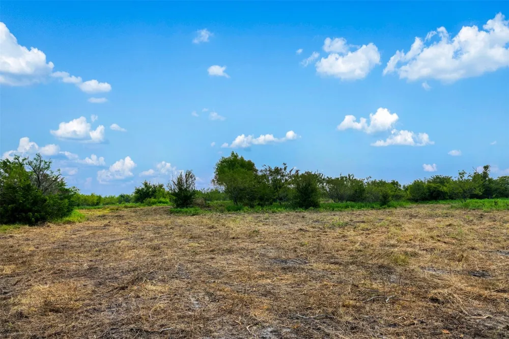2 LCR 392 Groesbeck, TX 76642