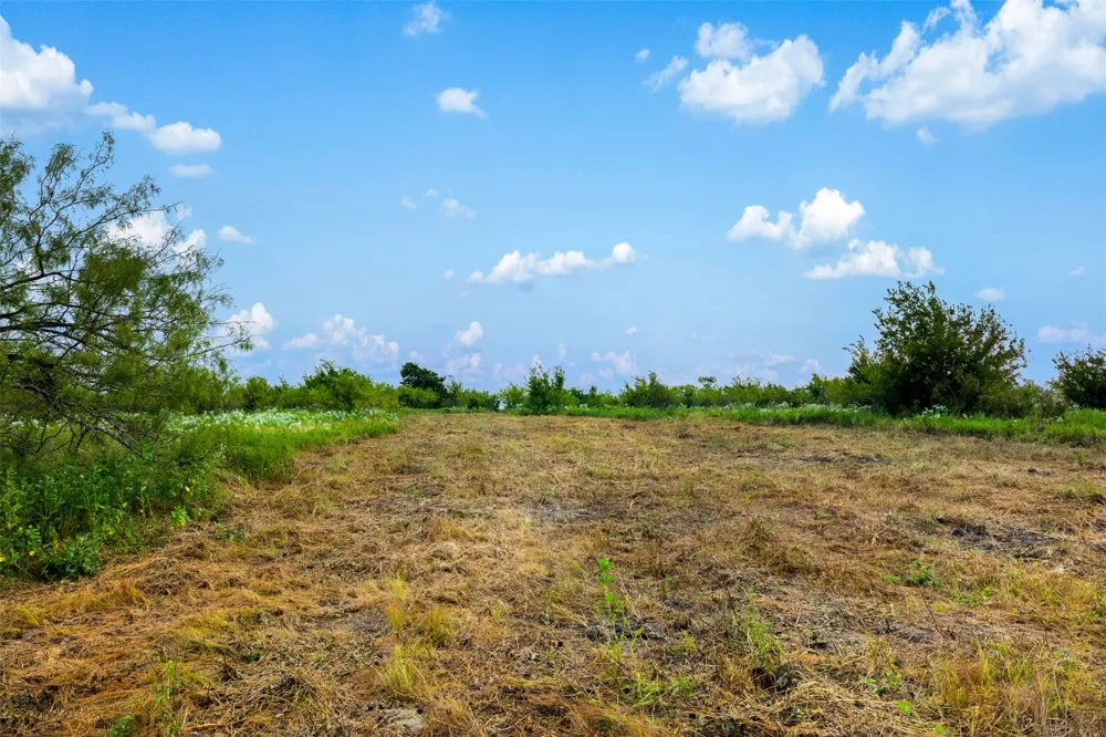 2 LCR 392 Groesbeck, TX 76642