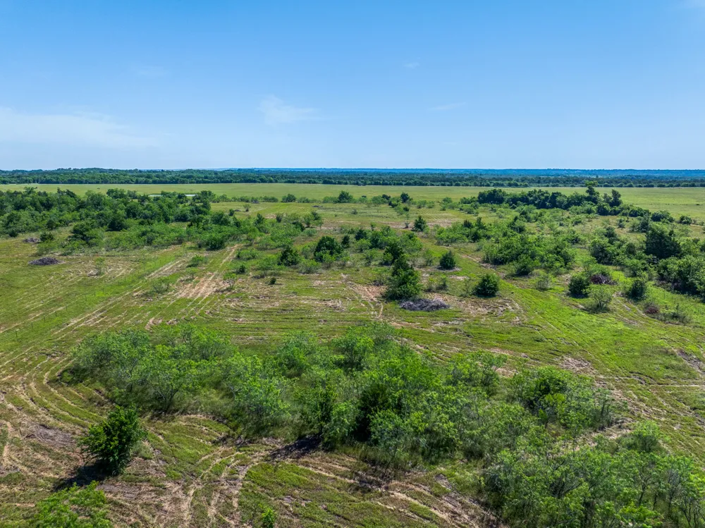 2 LCR 392 Groesbeck, TX 76642