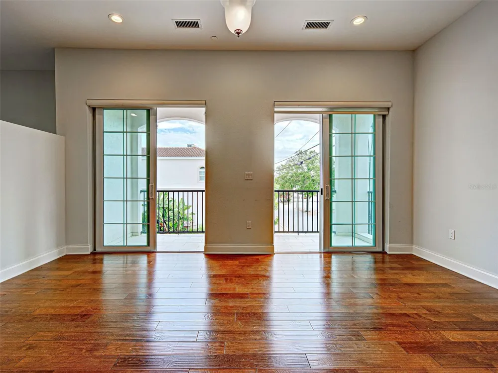 445 NOKOMIS AVENUE S #210 Venice, FL 34285