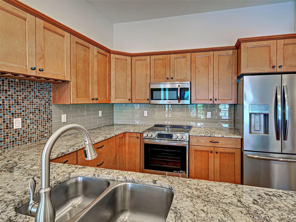 445 NOKOMIS AVENUE S #210 Venice, FL 34285
