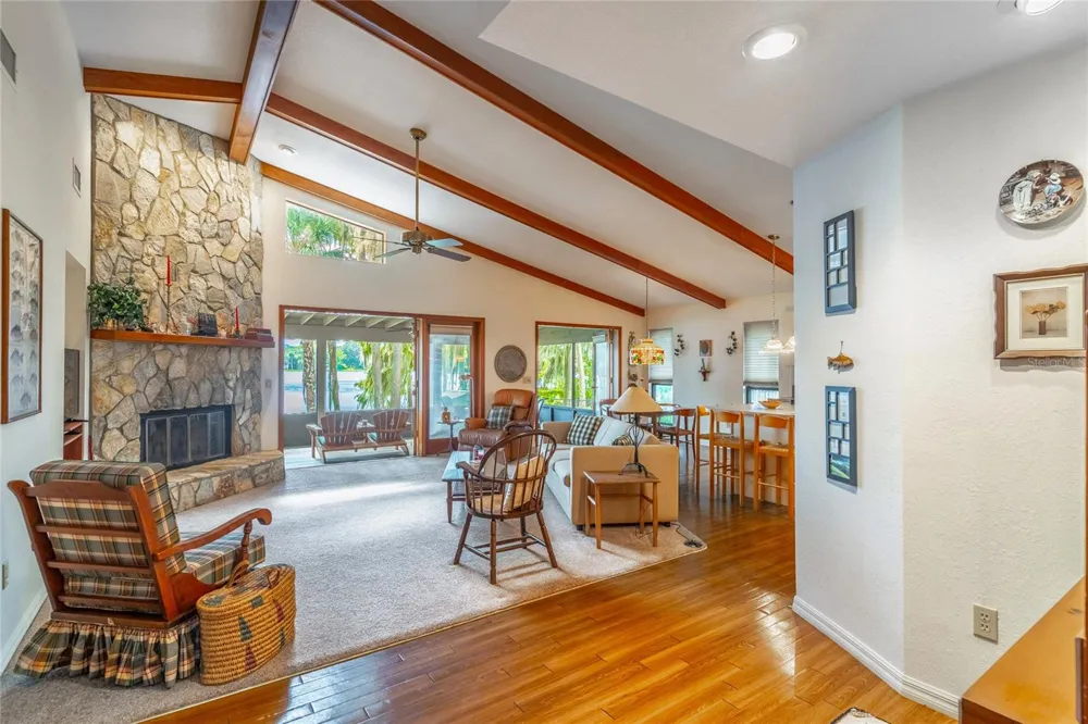 121 LAKE GEORGE DRIVE Georgetown, FL 32139