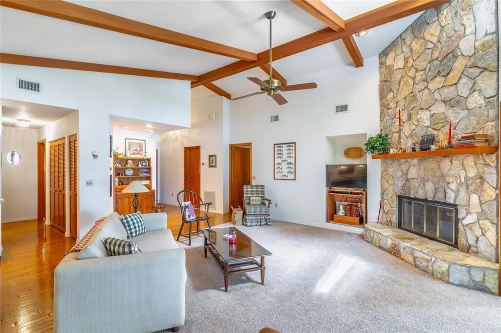 121 LAKE GEORGE DRIVE Georgetown, FL 32139