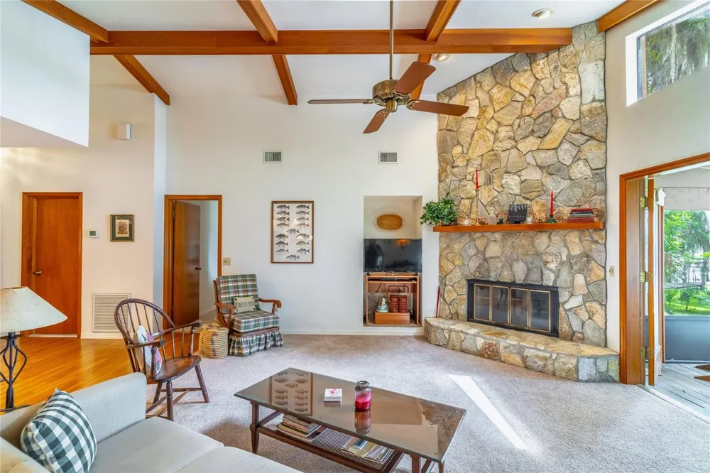 121 LAKE GEORGE DRIVE Georgetown, FL 32139