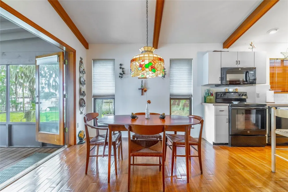 121 LAKE GEORGE DRIVE Georgetown, FL 32139
