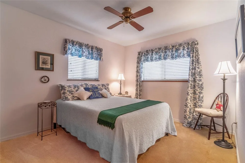 121 LAKE GEORGE DRIVE Georgetown, FL 32139