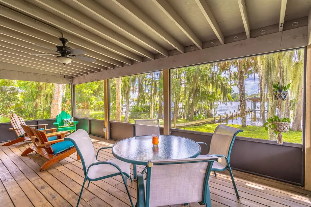 121 LAKE GEORGE DRIVE Georgetown, FL 32139