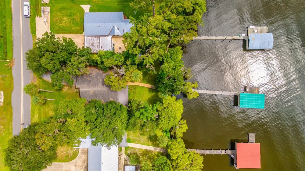 121 LAKE GEORGE DRIVE Georgetown, FL 32139