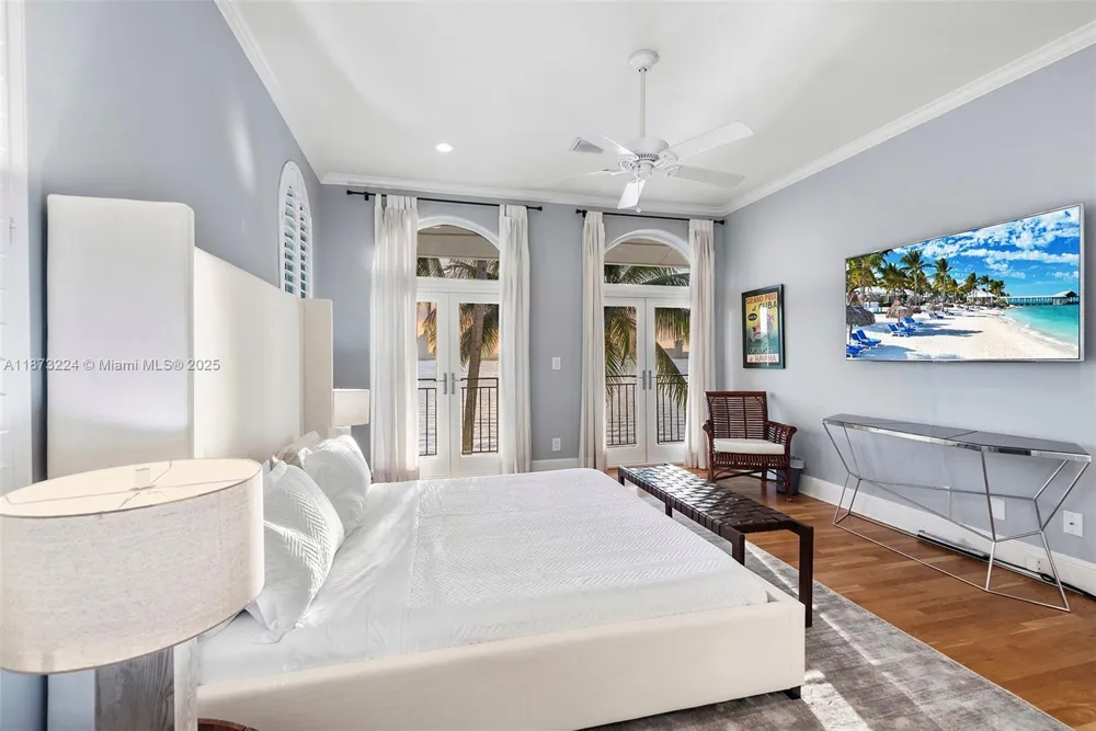 814 W Dilido Dr Miami Beach, FL 33139