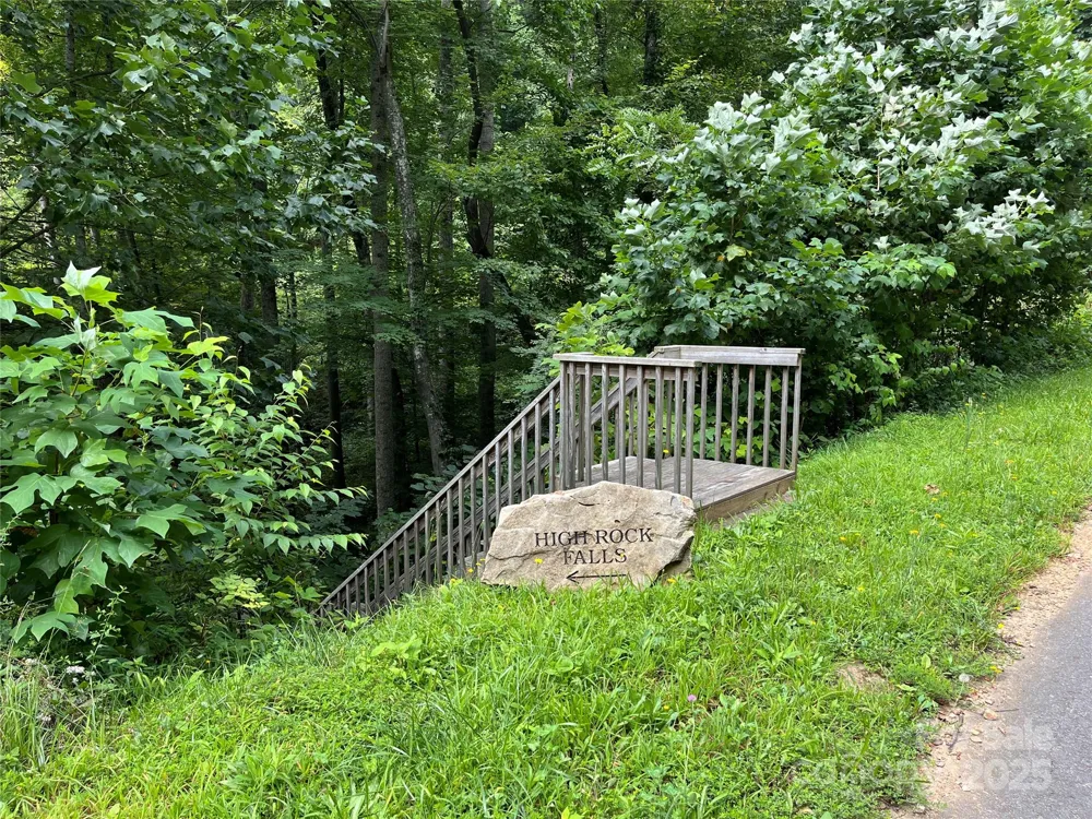 4 Summit View Drive #4 Canton, NC 28716