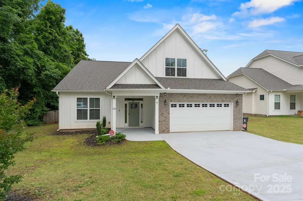 100 Holly Drive Duncan, SC 29334